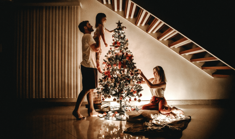 5 Essential Steps to Prep Your North Idaho Home for Holiday Magic